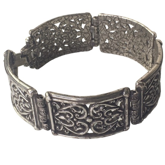 Brighton Vintage "Berkeley" Scroll Link Bracelet Silver Plate Retired Hearts - Picture 1 of 13